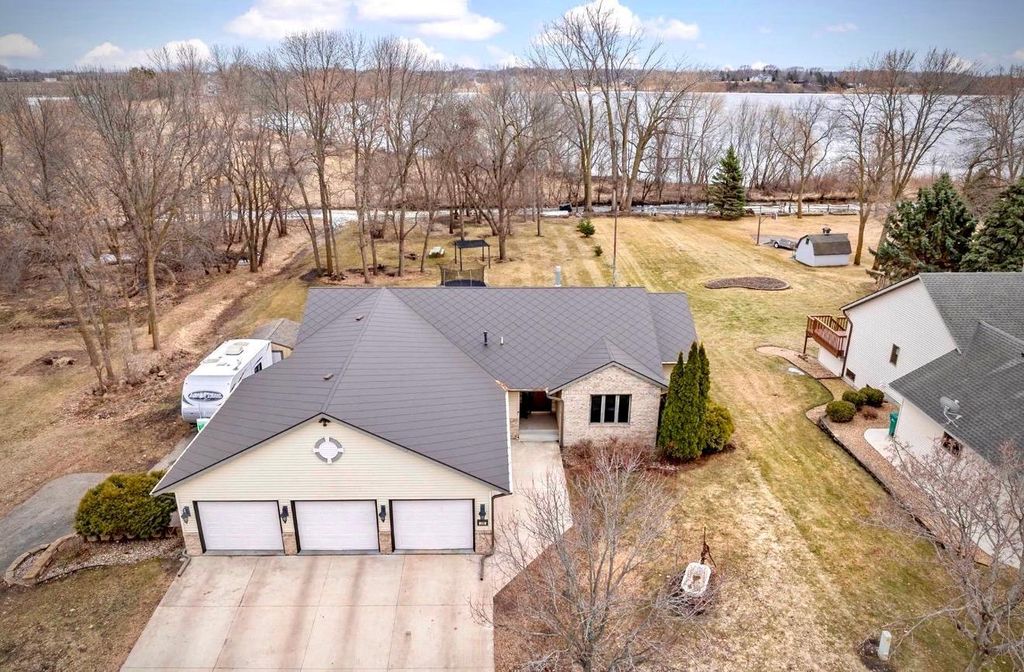 Photo of 141 Fairlawn Avenue E, Winsted, MN 55395 (MLS # 7030941)