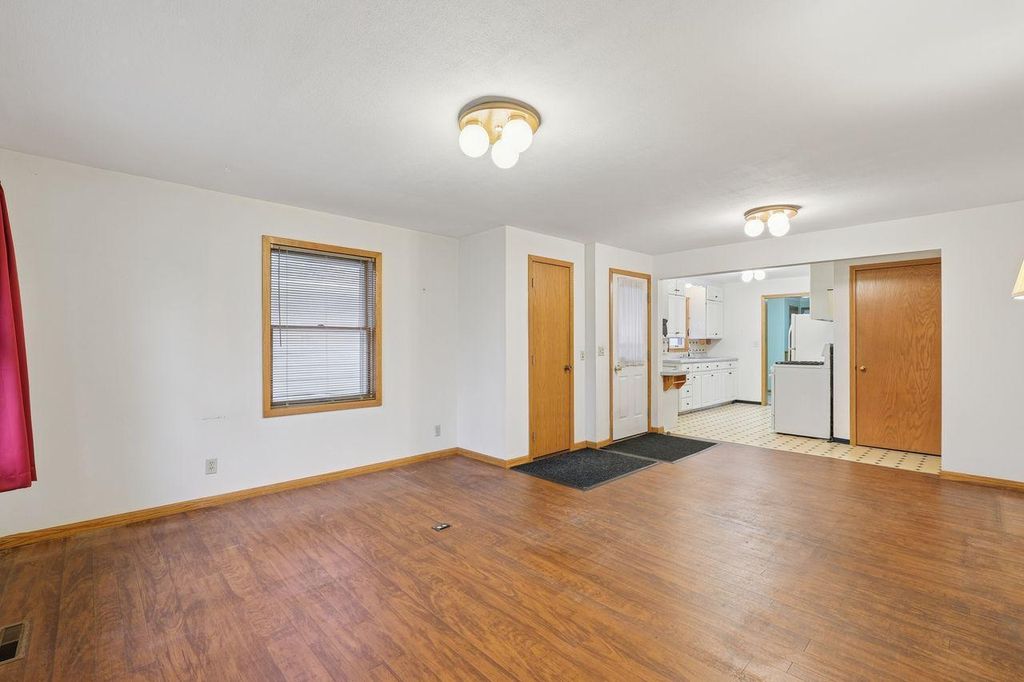 Photo of 6215 11th Avenue S, Richfield, MN 55423 (MLS # 6819848)