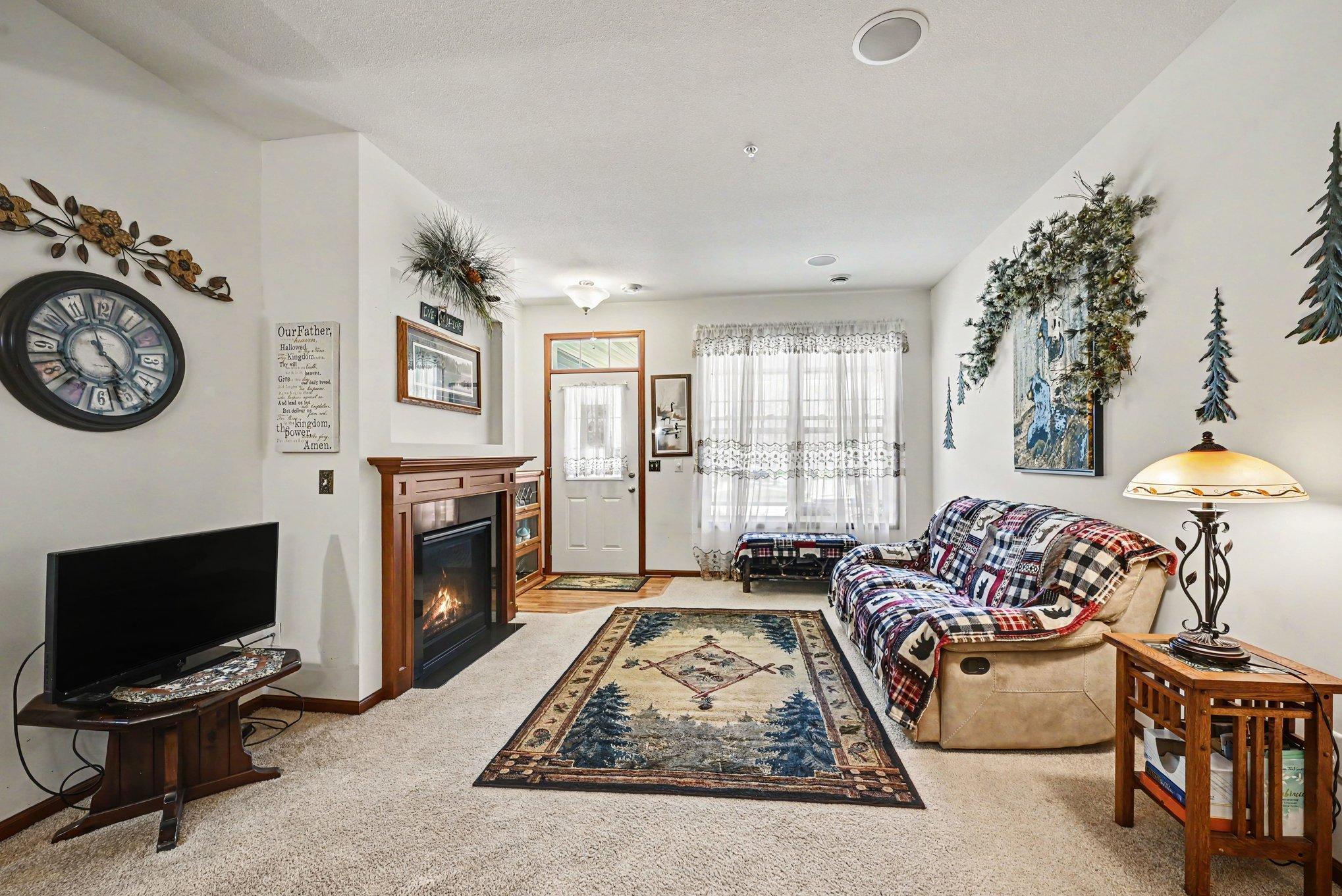 1601 Sumac Circle B