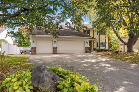 Photo of 15660 Cumberland Avenue W, Rosemount, MN 55068 (MLS # 7153906)