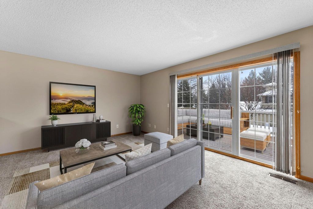 Photo of 356 Gironde Court, Woodbury, MN 55125 (MLS # 7006269)