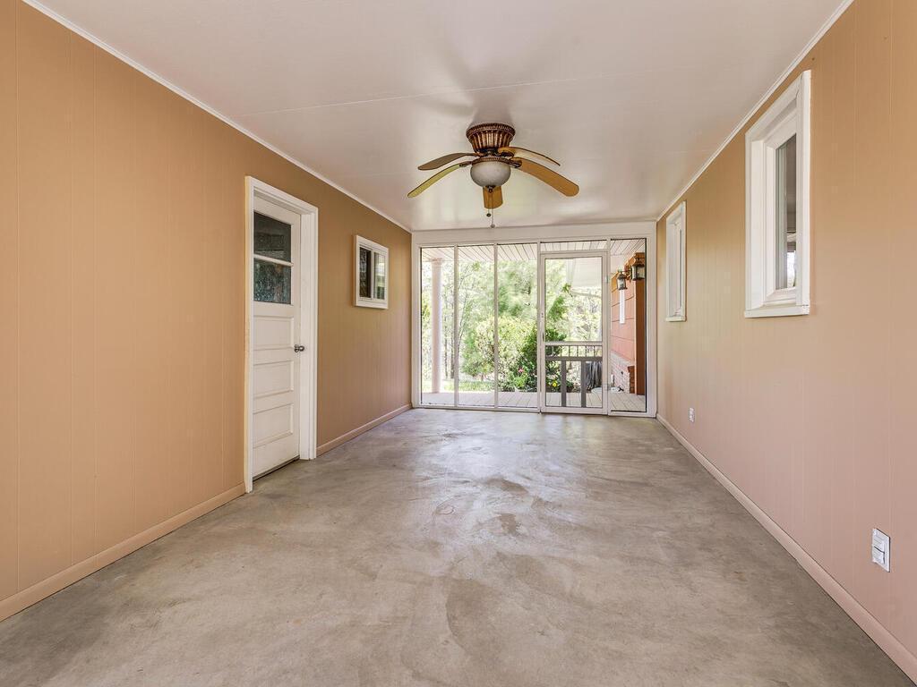 7651 W 86th Street