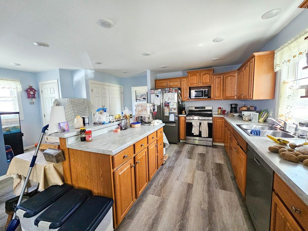 Photo of 507 Atlantic Avenue, Thief River Falls, MN 56701 (MLS # 7081402)