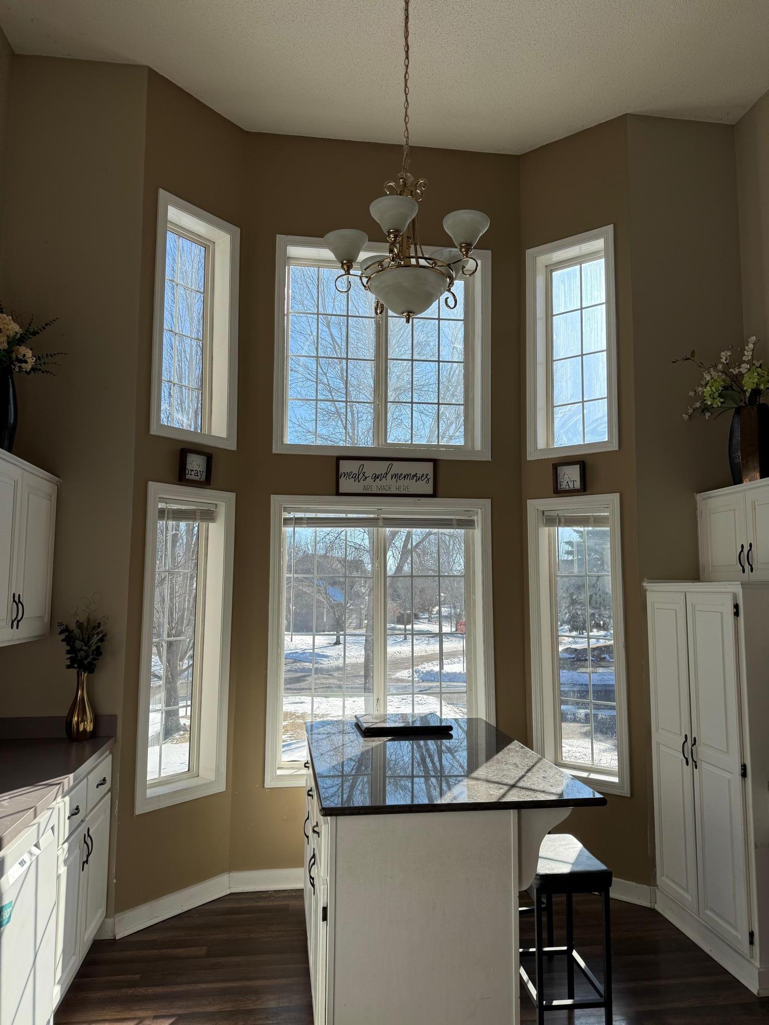 10500 Chestnut Circle N