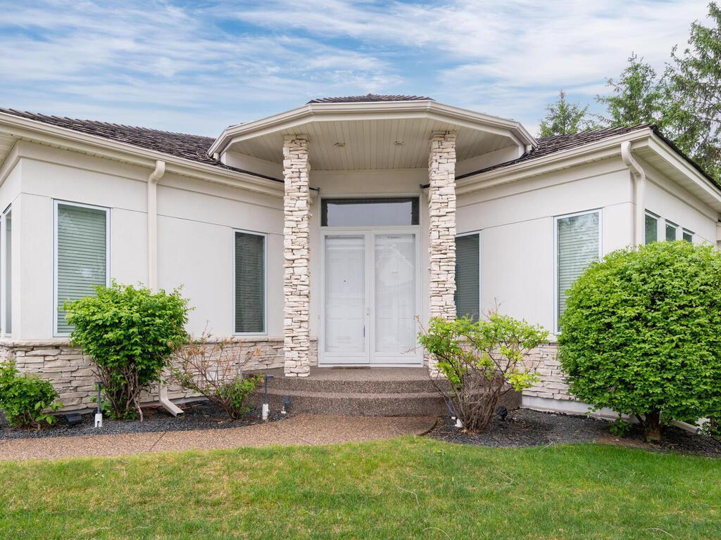 2673 Cedar Green
