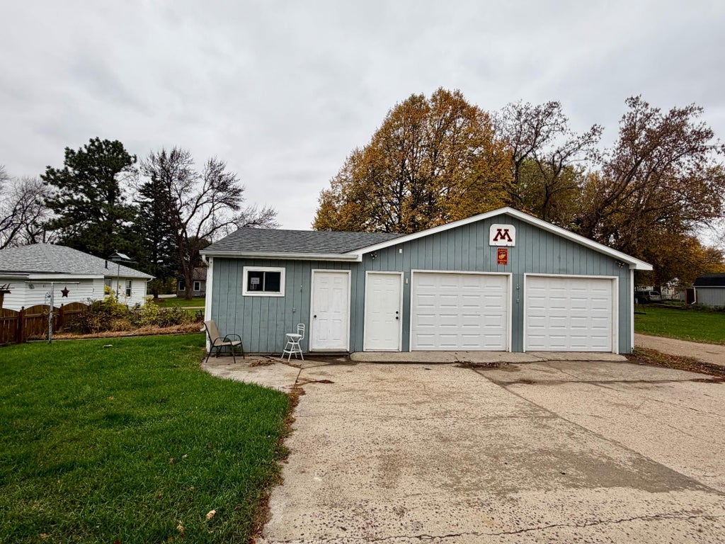 Photo of 536 Osen Avenue, Ortonville, MN 56278 (MLS # 7165383)