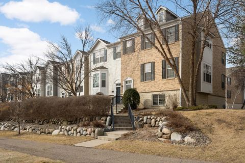 15767 Porchlight Lane Eden Prairie MN 55347