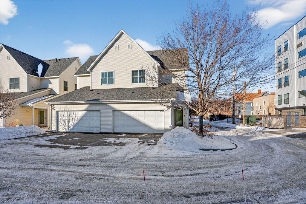 Photo of 2433 Columbus Court, Minneapolis, MN 55404 (MLS # 7014390)