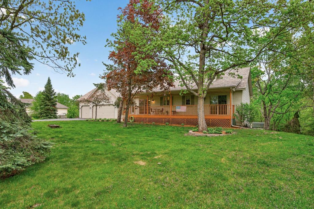 Photo of 26987 Bayshore Drive NW, Isanti, MN 55040 (MLS # 7047507)
