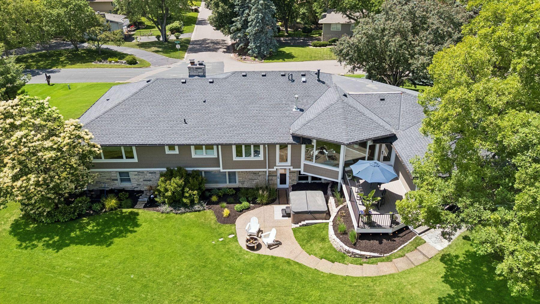 6641 Parkwood Road