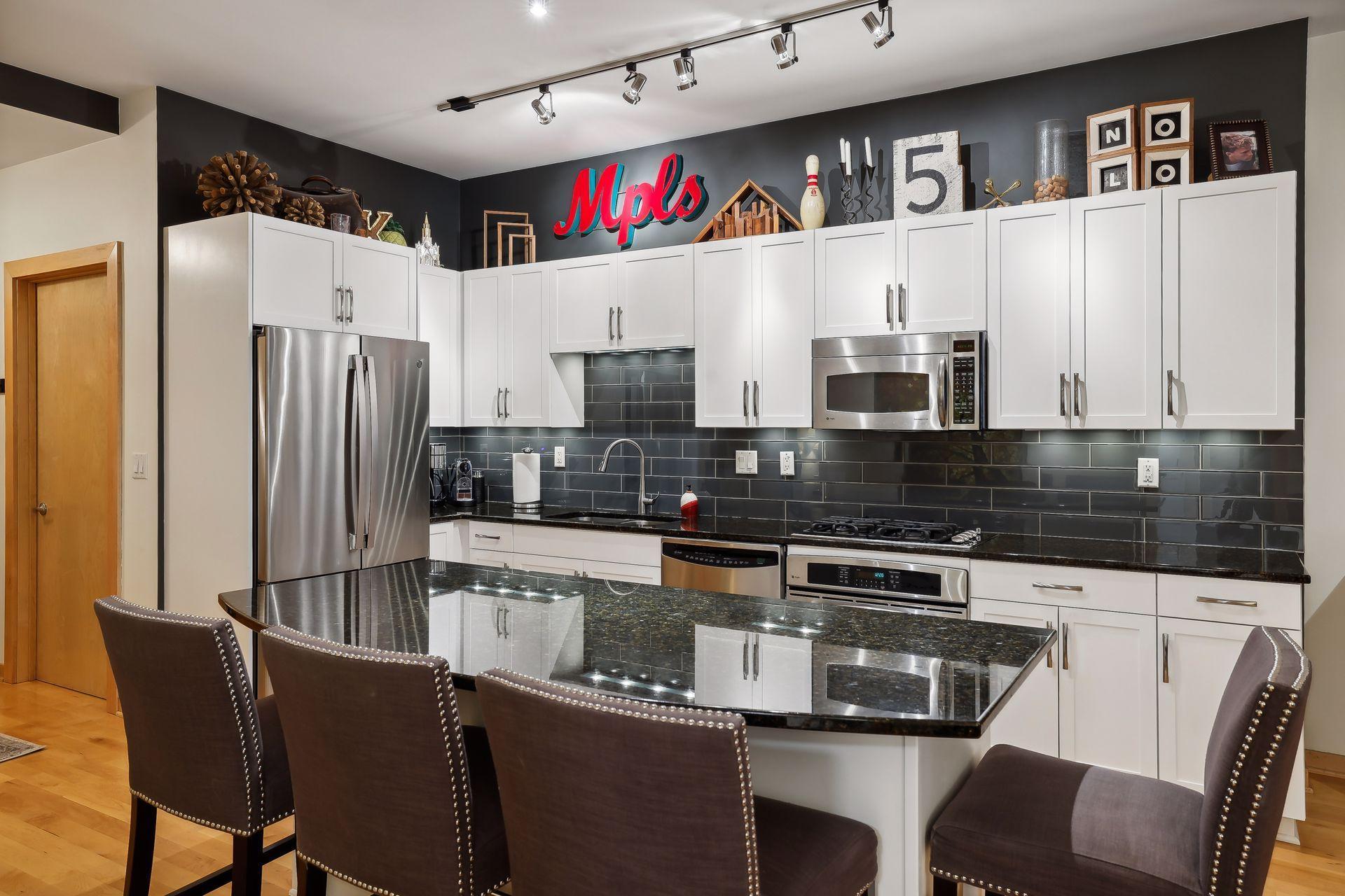 401 N 2nd Street 208