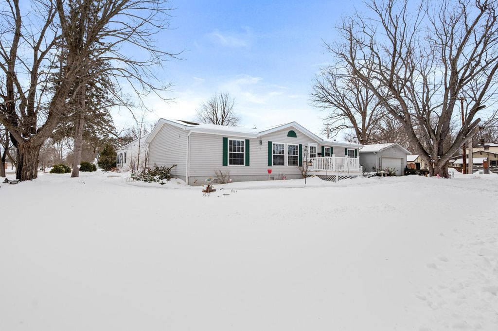 Photo of 100 NW 10th Street, Grand Rapids, MN 55744 (MLS # 7024307)