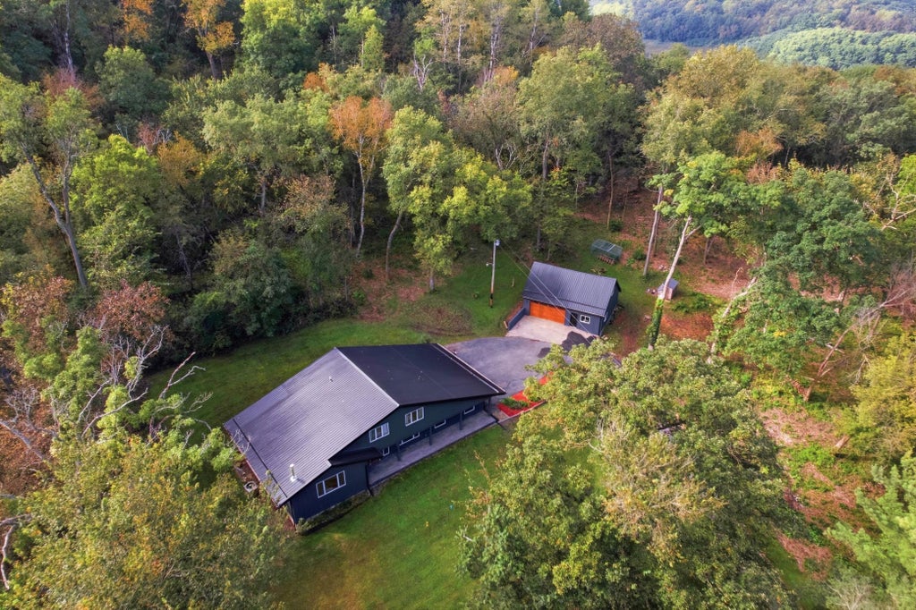Photo of 25098 County Road 9, Winona, MN 55987 (MLS # 7145333)