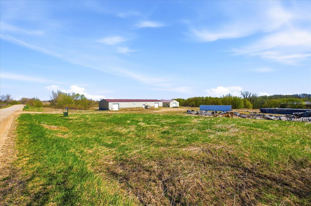 Photo of 24104 755th Avenue, Albert Lea, MN 56007 (MLS # 7052840)