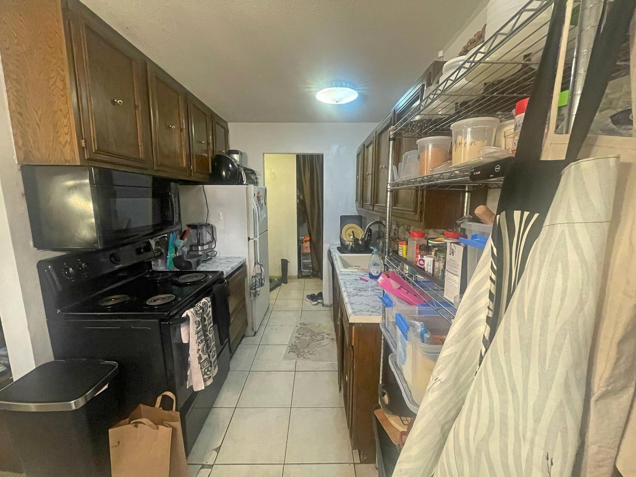 4606 Cedar Lake Road S 8