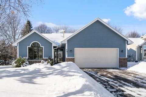 4382 Braddock Trail Eagan MN 55123