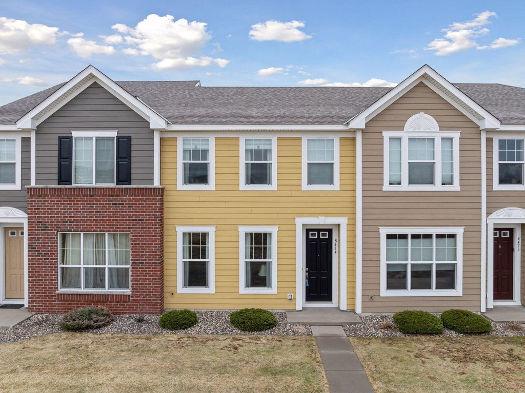 Photo of 8414 Hemlock Lane N, Maple Grove, MN 55369 (MLS # 7029605)