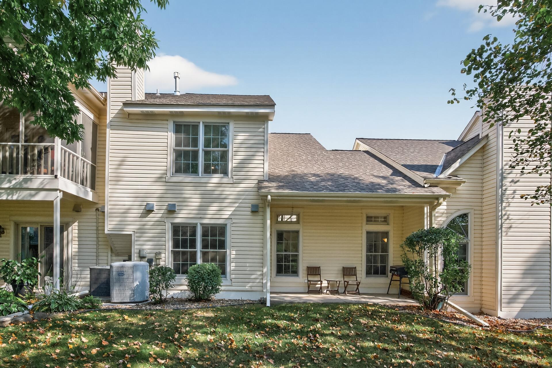 Bloomington, Minnesota 55438, United States, 3 Bedrooms Bedrooms, ,3 BathroomsBathrooms,Residential,Pending Sale,223281