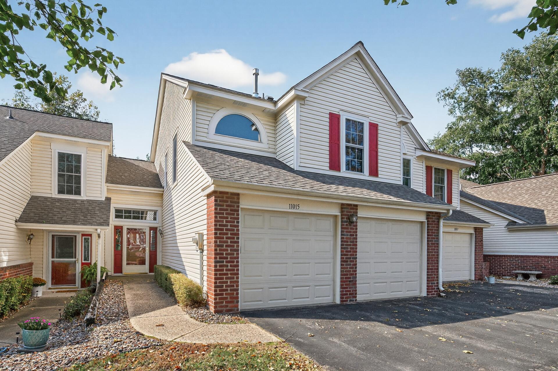 Bloomington, Minnesota 55438, United States, 3 Bedrooms Bedrooms, ,3 BathroomsBathrooms,Residential,Pending Sale,223281