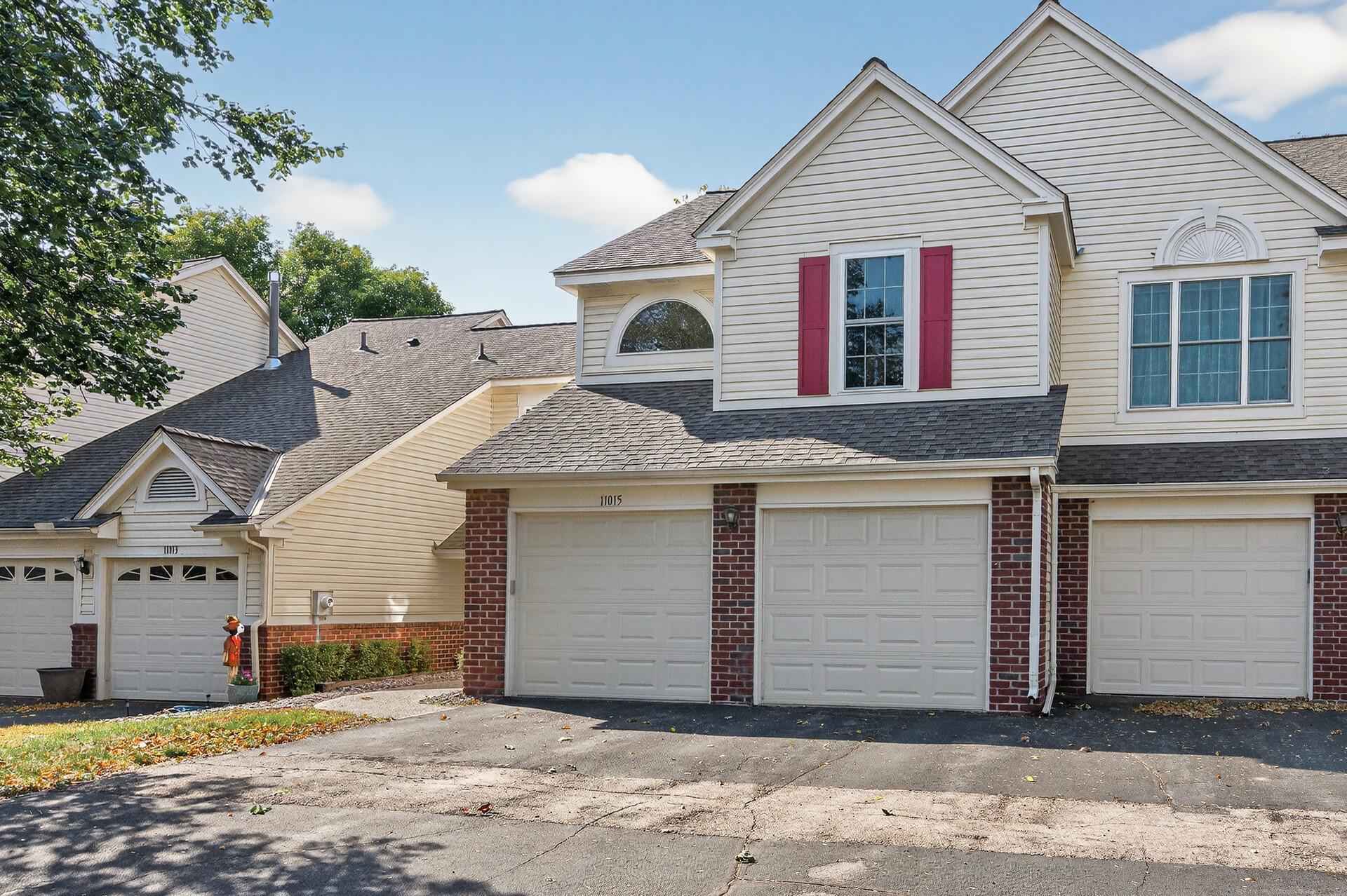 Bloomington, Minnesota 55438, United States, 3 Bedrooms Bedrooms, ,3 BathroomsBathrooms,Residential,Pending Sale,223281