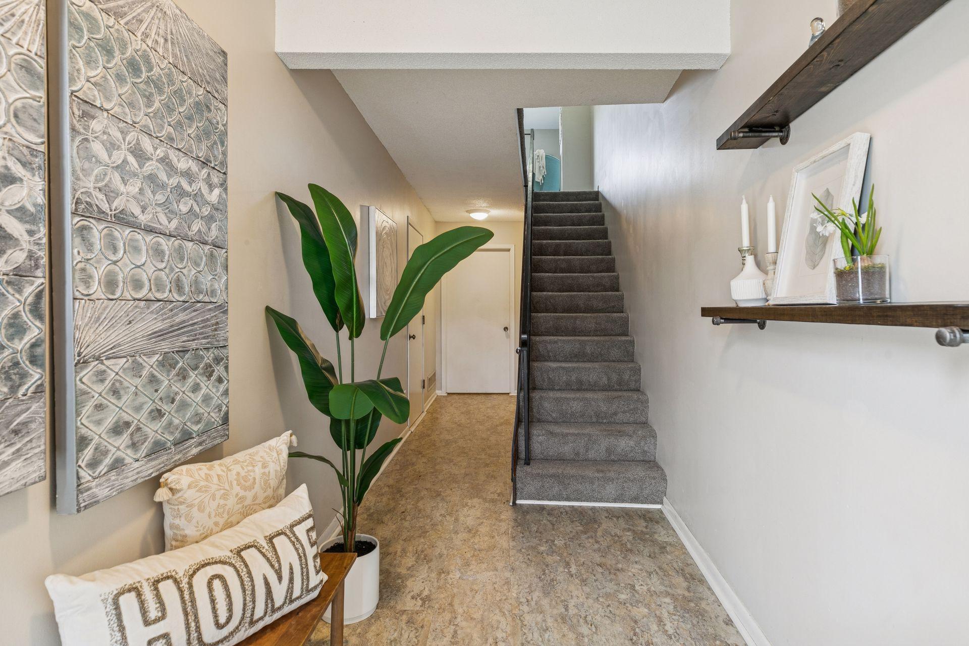 125 Mcknight Road N K