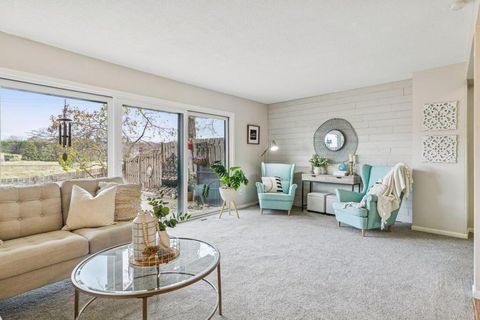 125 Mcknight Road N K Saint Paul MN 55119