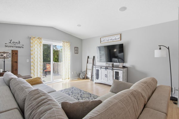 721 HIGHVIEW CT, SAINT CROIX FALLS, WI 54024 - Image 996cf7b45d41bd5cc5cb6d8123c1f218/476019604