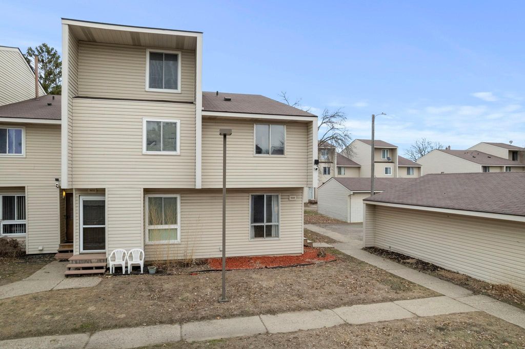 Photo of 5648 Brookdale Drive N, Brooklyn Park, MN 55443 (MLS # 7051855)