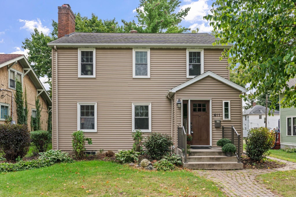 Photo of 611 2nd Street NE, Faribault, MN 55021 (MLS # 7135076)