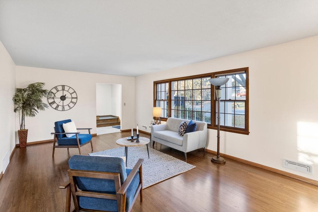 Photo of 101 Heritage Circle N, Burnsville, MN 55337 (MLS # 7007658)