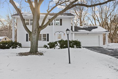 101 Heritage Circle N Burnsville MN 55337