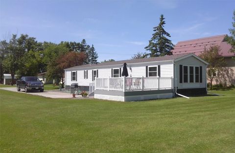 211 4th Avenue SE Baudette MN 56623