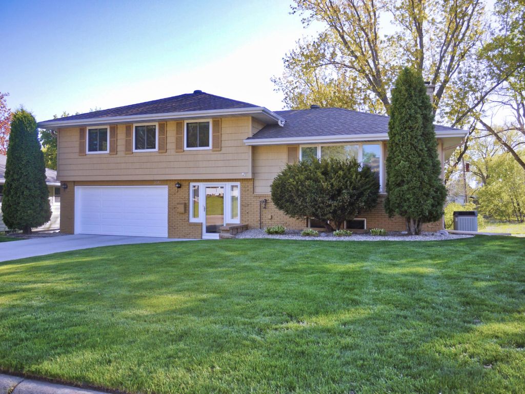 Photo of 5181 Abercrombie Drive, Edina, MN 55439 (MLS # 7071788)