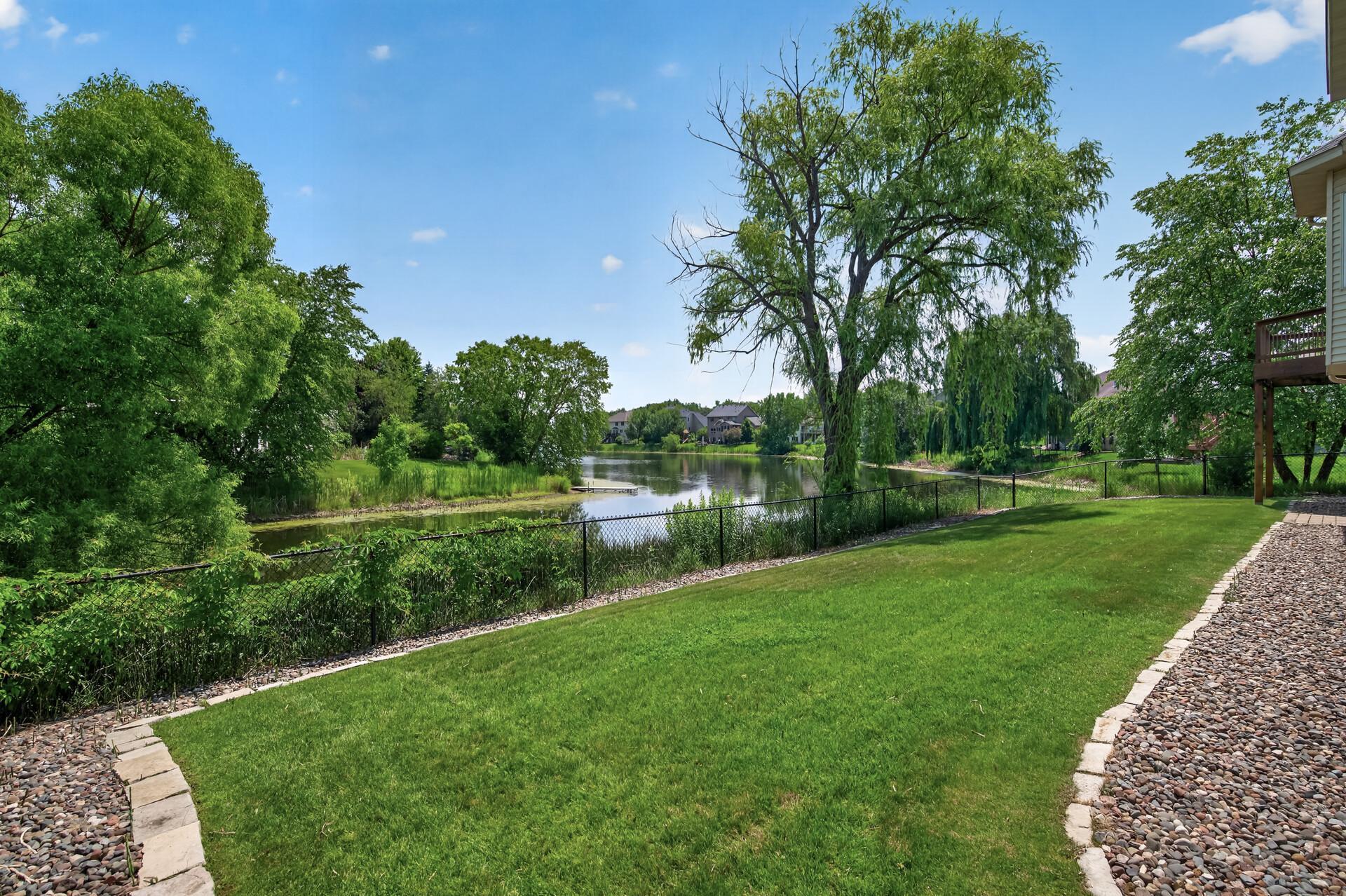 1231 Cobblestone Road N