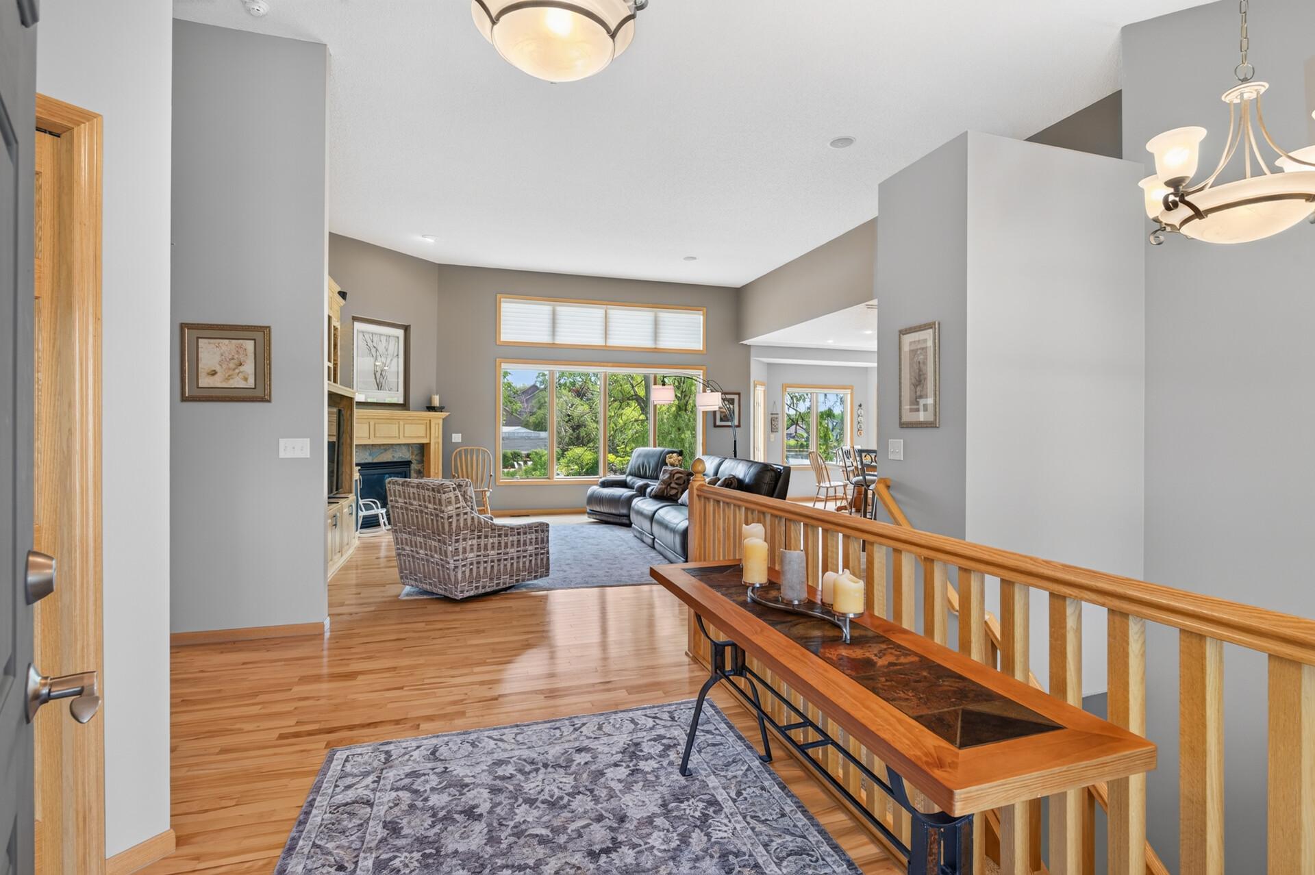 1231 Cobblestone Road N