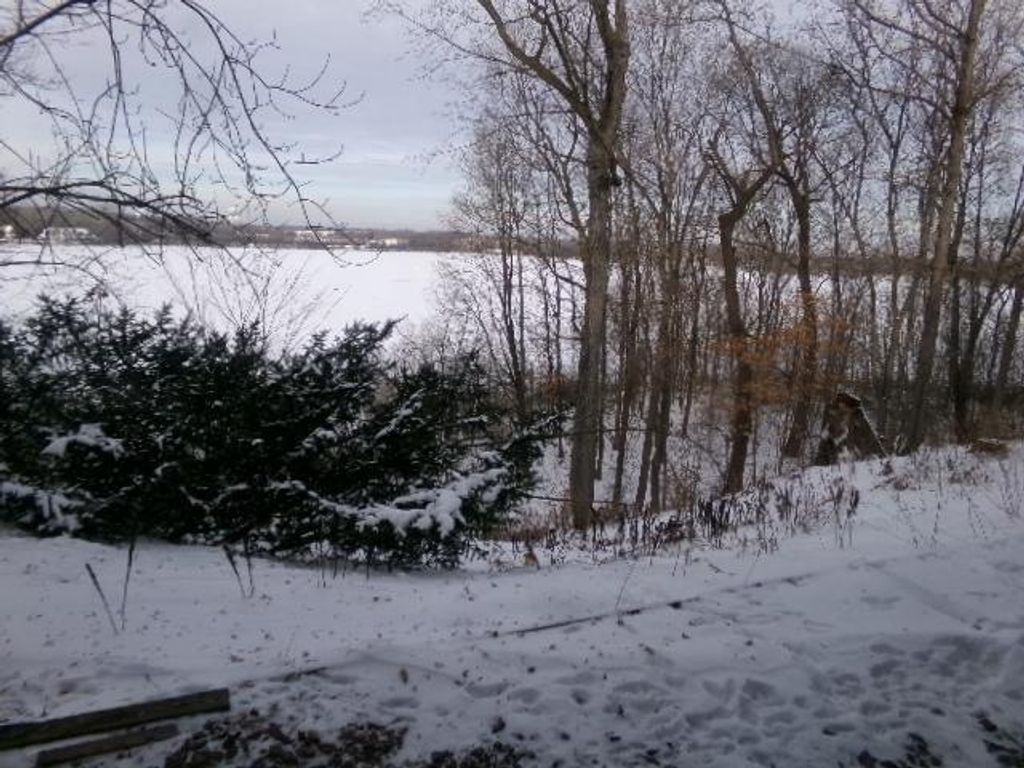 Photo of 2 Hazeltine Estates, Chaska, MN 55318 (MLS # 6823430)