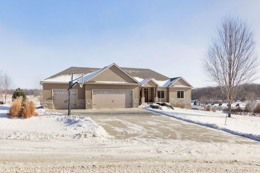 Photo of 60786 254th Avenue, Mantorville, MN 55955 (MLS # 6819737)