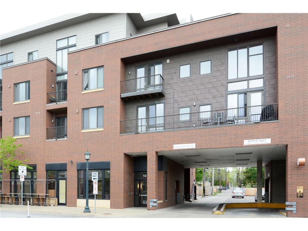 Photo of 10 E 26th Street #321, Minneapolis, MN 55404 (MLS # 7138764)