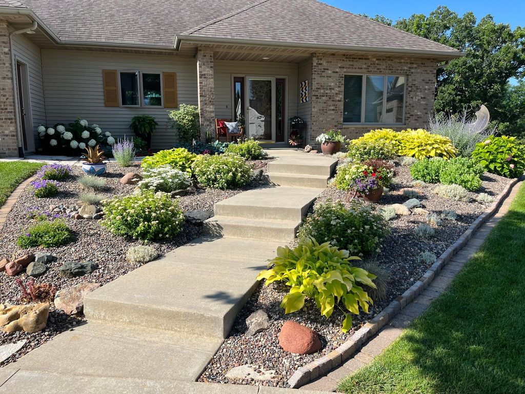 Photo of 2708 Century Lane NE, Rochester, MN 55906 (MLS # 7057351)