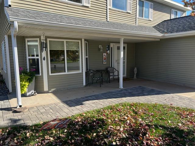 538 Meadowlark Lane