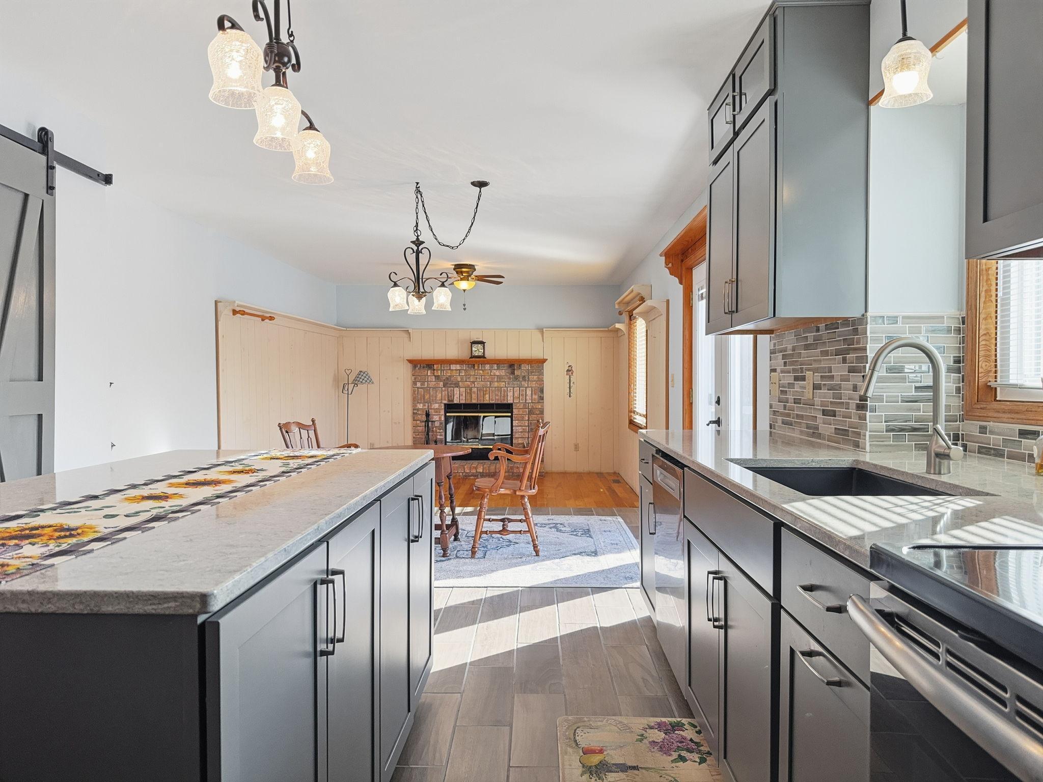 2610 Hydram Avenue N