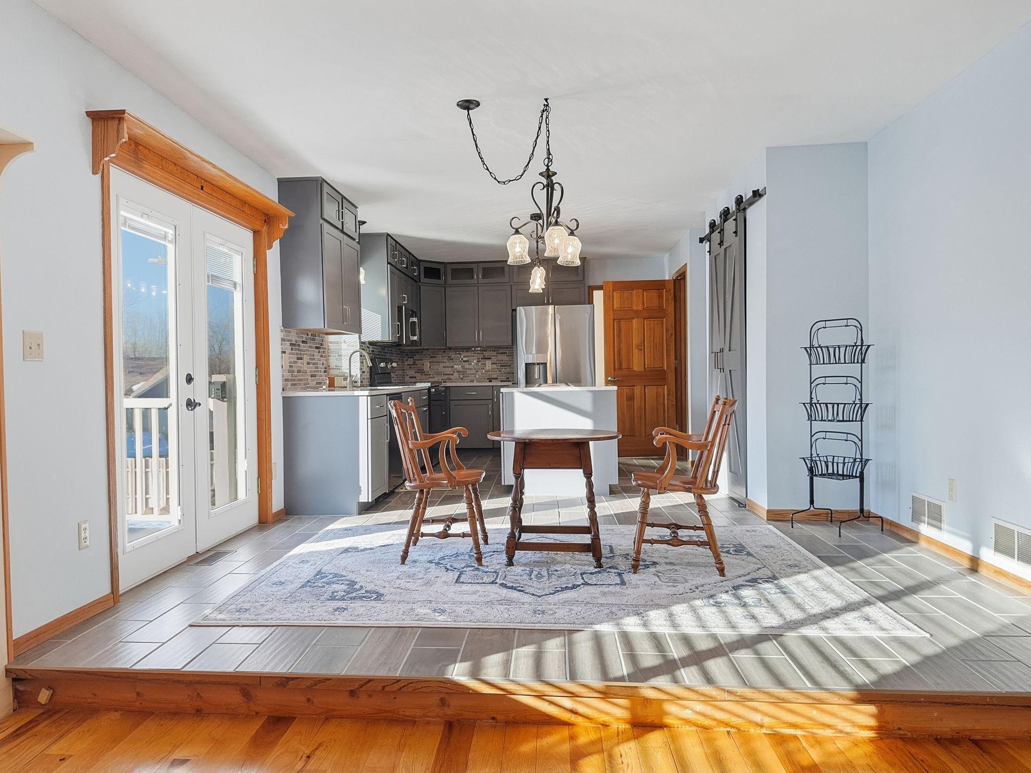 2610 Hydram Avenue N