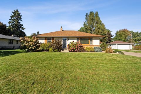 Photo of 1205 Autumn Street, Roseville, MN 55113 (MLS # 6793796)