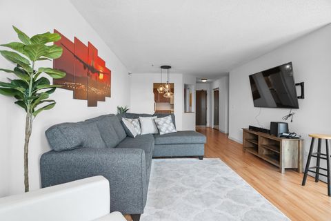 78 10th Street E 2104 Saint Paul MN 55101