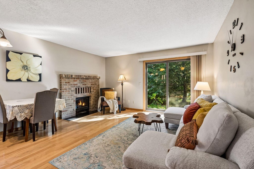 Photo of 234 8th Street SE, Minneapolis, MN 55414 (MLS # 7158930)
