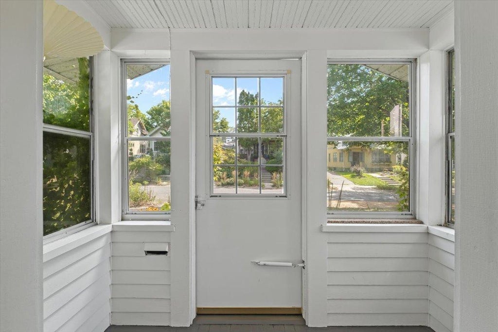 Photo of 3620 15th Avenue S, Minneapolis, MN 55407 (MLS # 7116013)