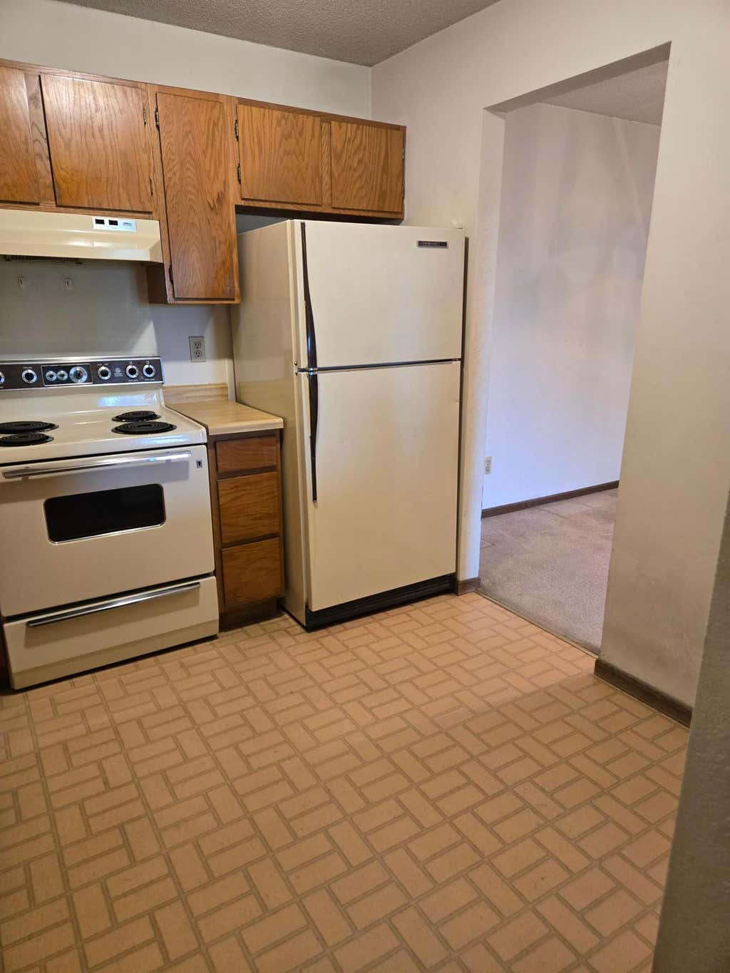 Photo of 3425 Golfview Drive #115, Eagan, MN 55123 (MLS # 7122054)