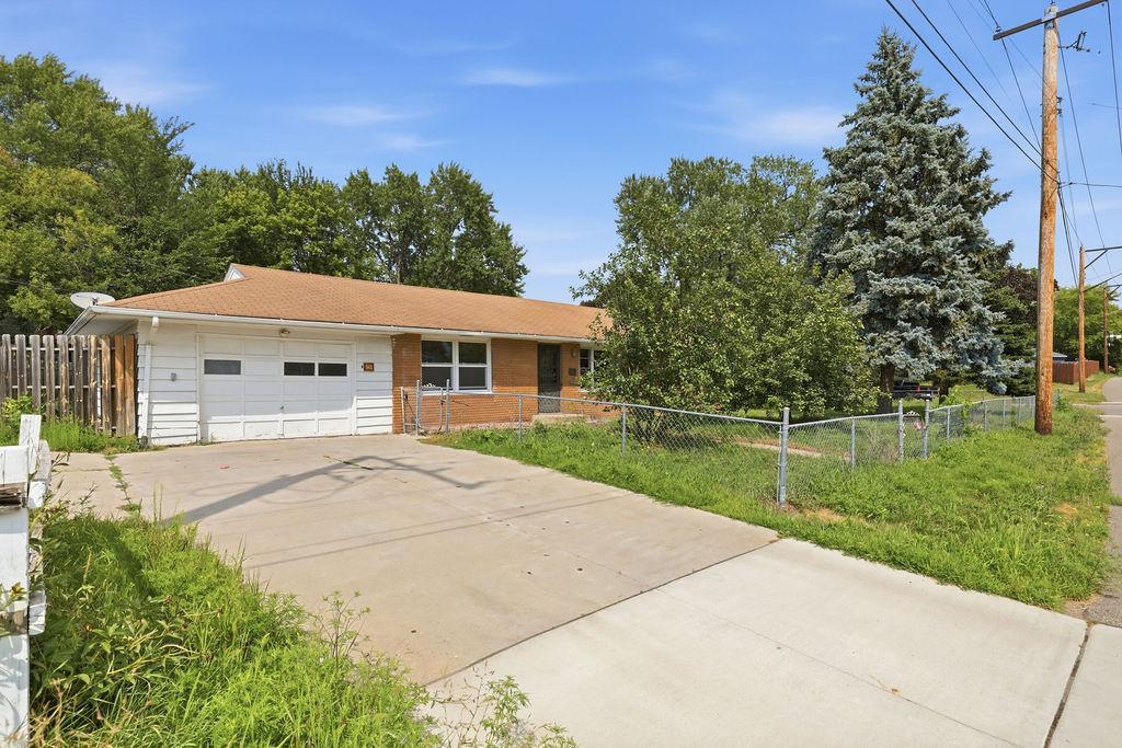 Photo of 961 37th Avenue NE, Columbia Heights, MN 55421 (MLS # 7121628)
