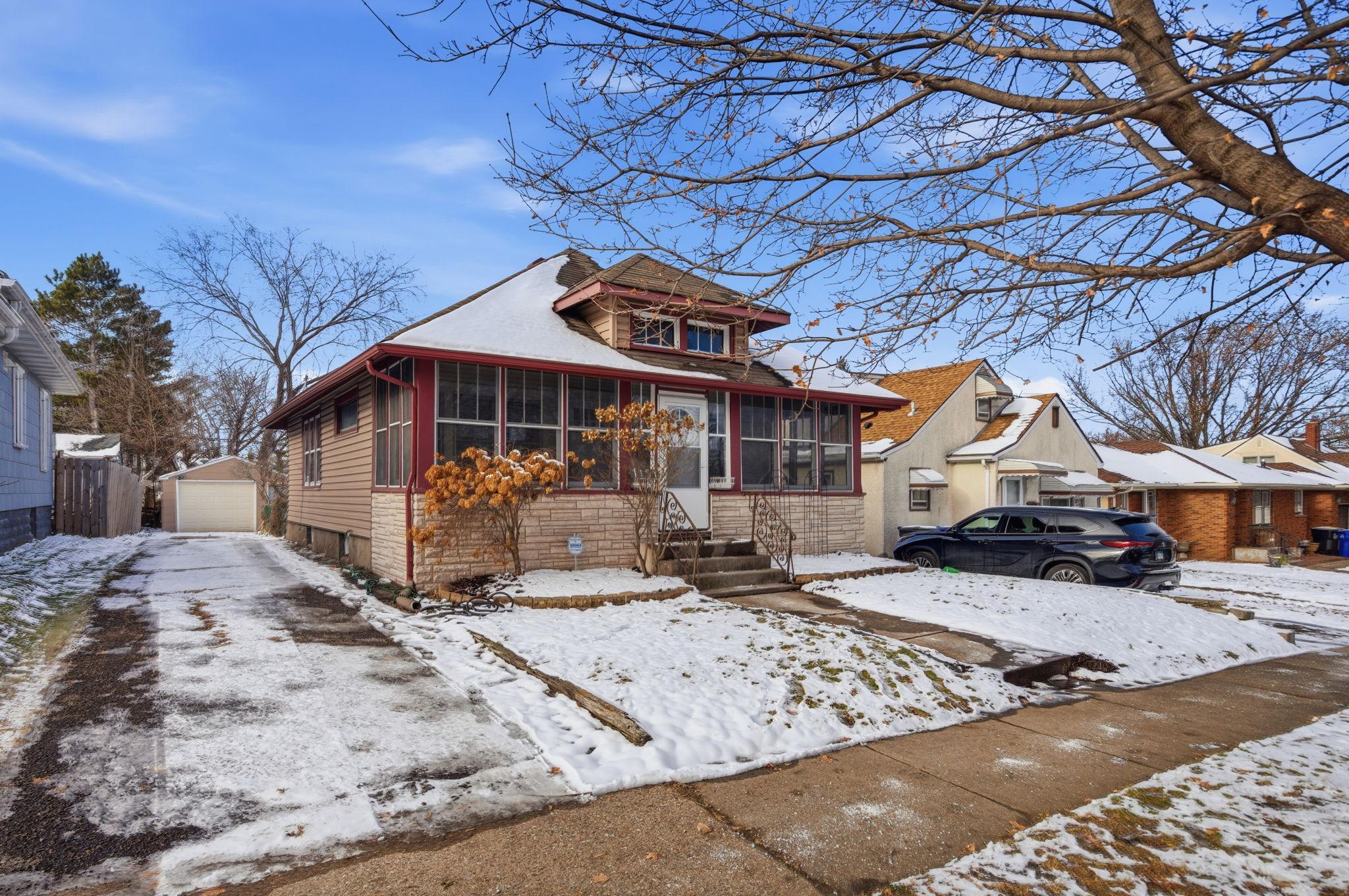 1151 Farrington Street