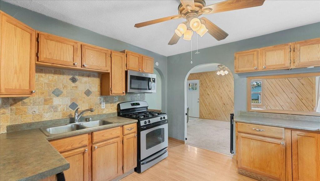 Photo of 411 27th Avenue N, Saint Cloud, MN 56303 (MLS # 7008935)